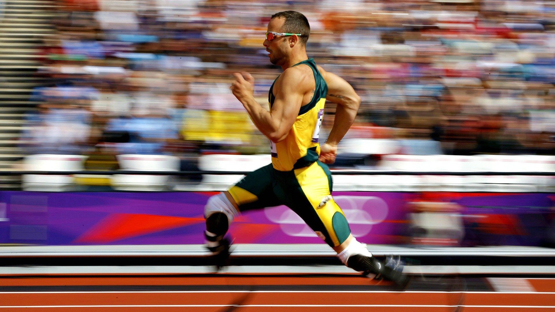 羽毛球老将纪念赛 资深球友聚首回忆二十年球场故事